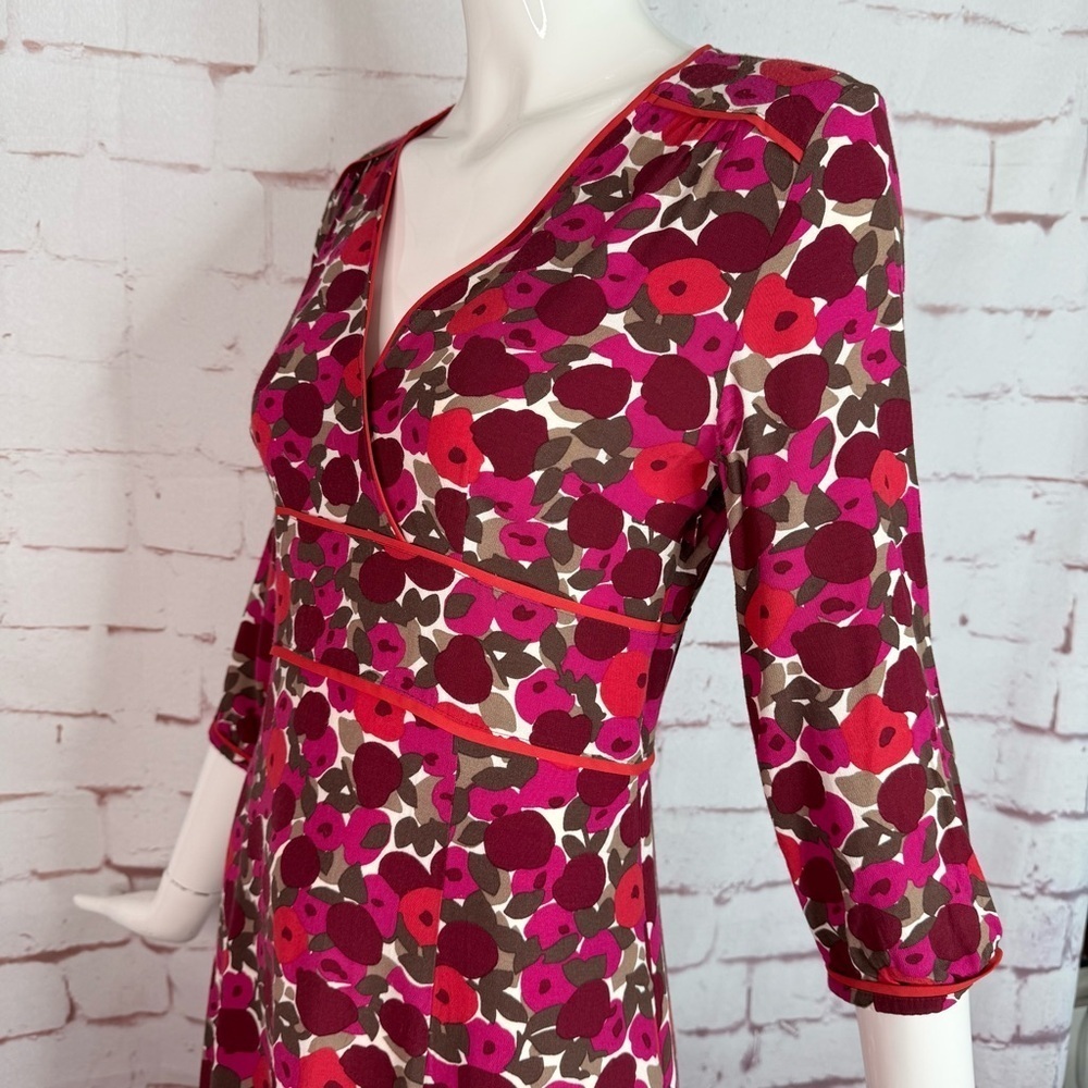 VTG BODEN Mod Floral Print Reds Oranges Tan Faux Wrap 3/4” Sleeve Dress Size 10L